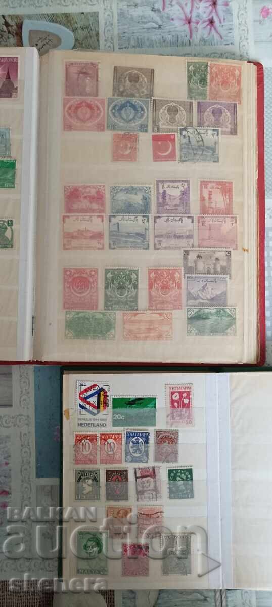 Două albume cu timbre poștale - 6