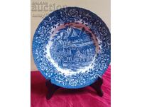 Чиния  Рядък колекционерски порцелан с маркировка  ENGLAND