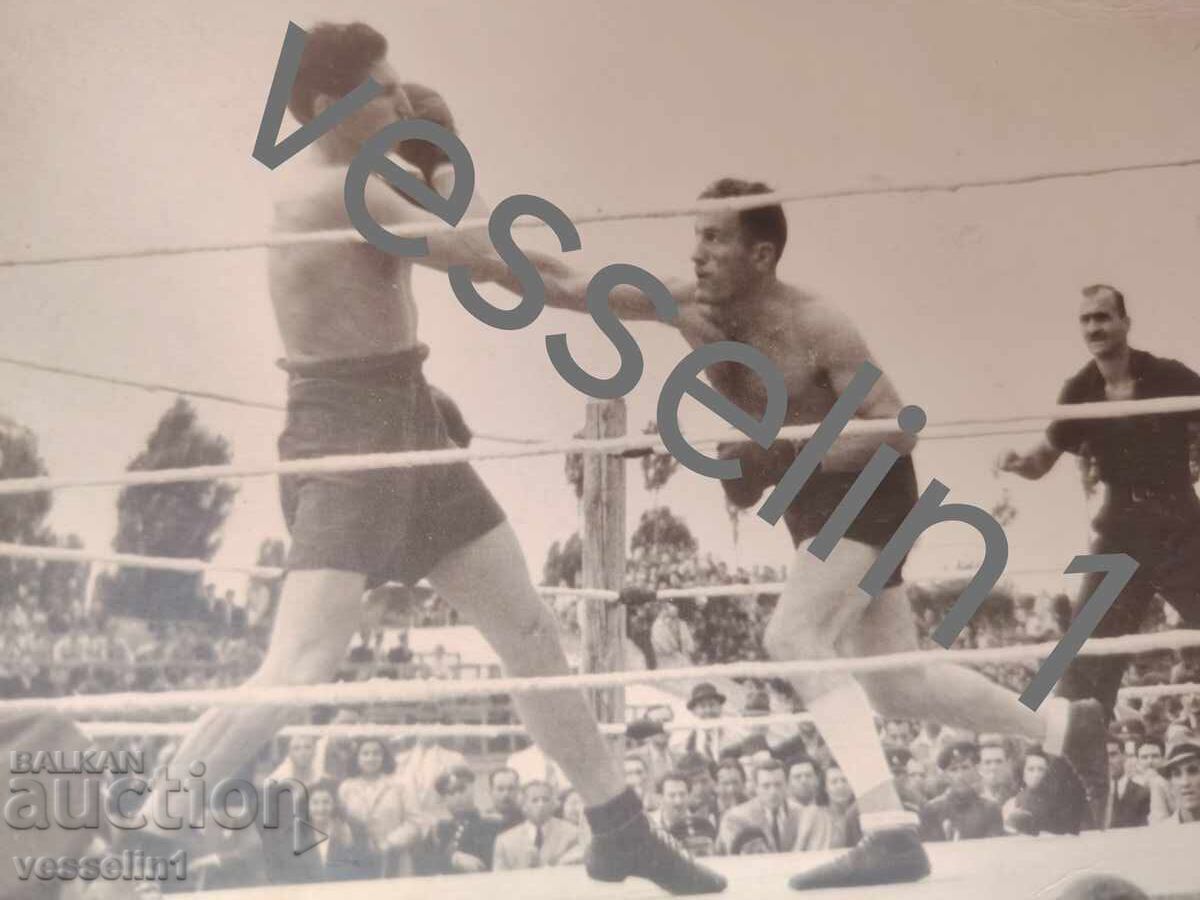 Fotografie unică Regatul Bulgariei cu Zamorata box CSKA Al Doilea Război Mondial