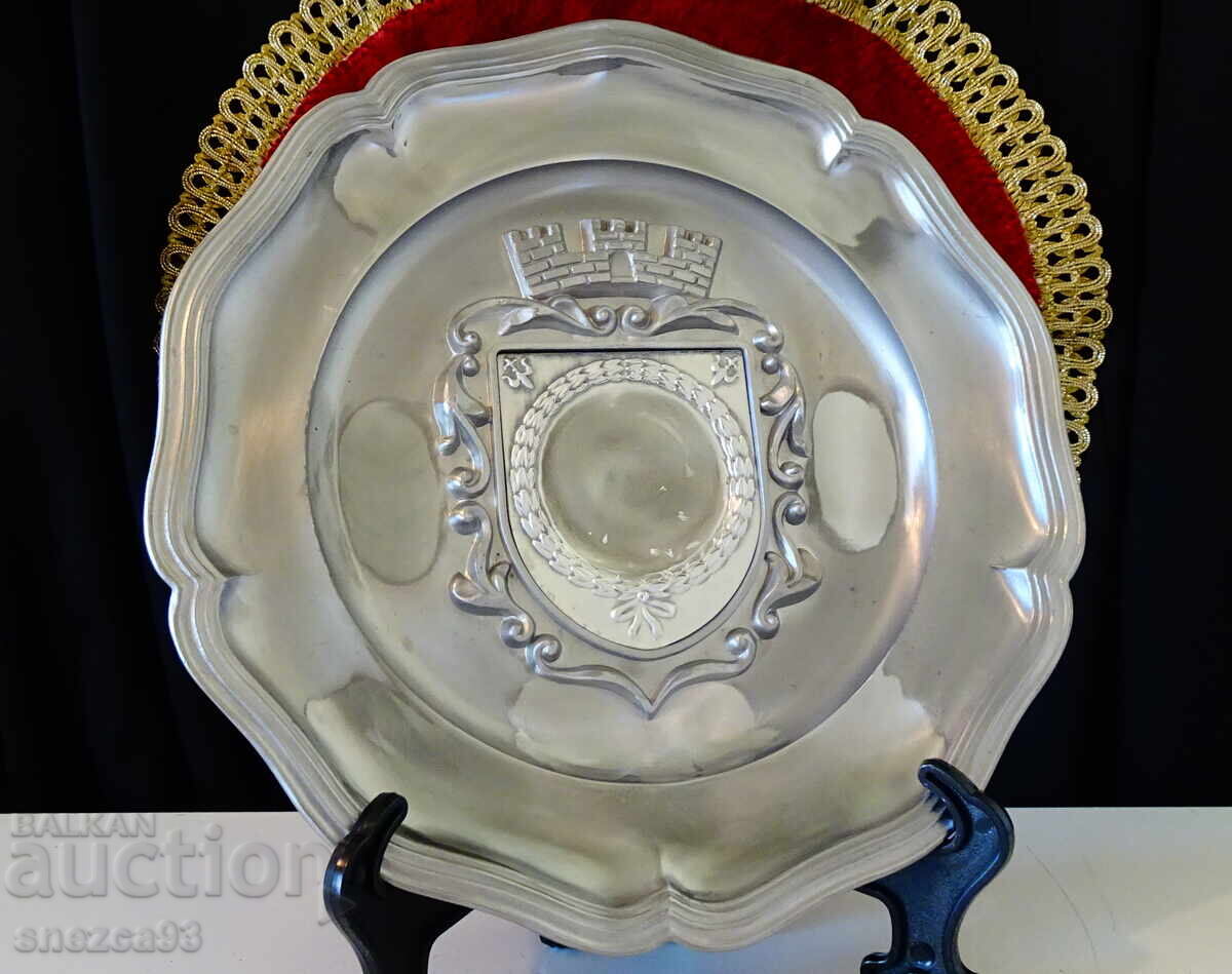 Livrarea Farfurie din cositor, castel, coroană de lauri, ornamente, nuntă de cositor