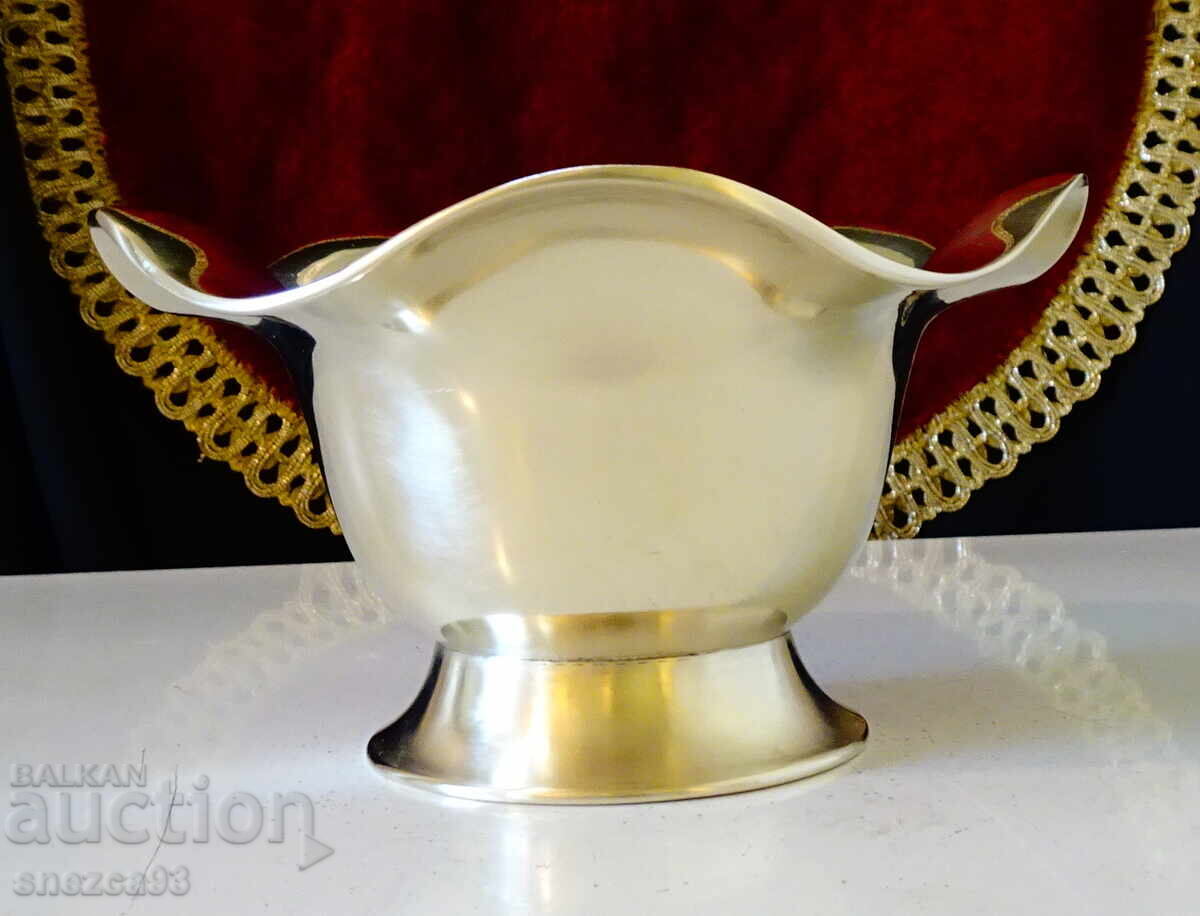 Livrarea Bombonieră din bronz pe piedestal, bol pentru servire