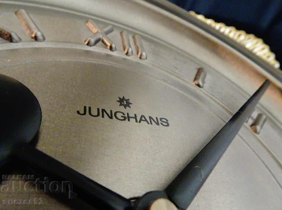 Επιτοίχιο ρολόι από κασσίτερο Junghans 1,6 κιλά, τέλειο με τιμή € 99.99 | 195.56 BGN