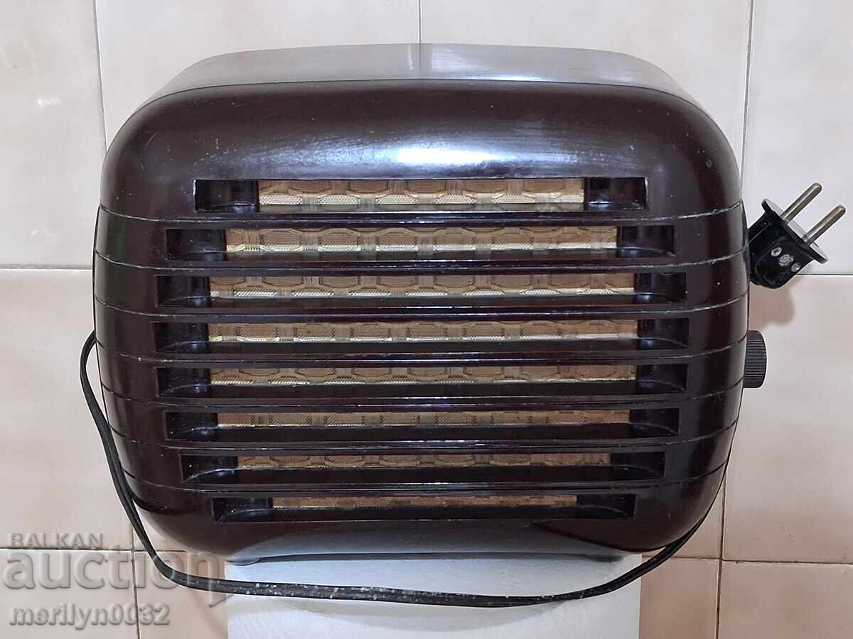 Old Bakelite radio station from the early Soviet era, radio speaker with price € 29.75 | 58.19 BGN