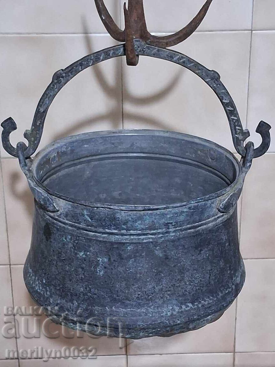 Παράδοση Καζάνι, μικρότερο χάλκινο καζάνι, χάλκινο δοχείο Παράδοση Καζάνι, μικρότερο χάλκινο καζάνι, χάλκινο δοχείο