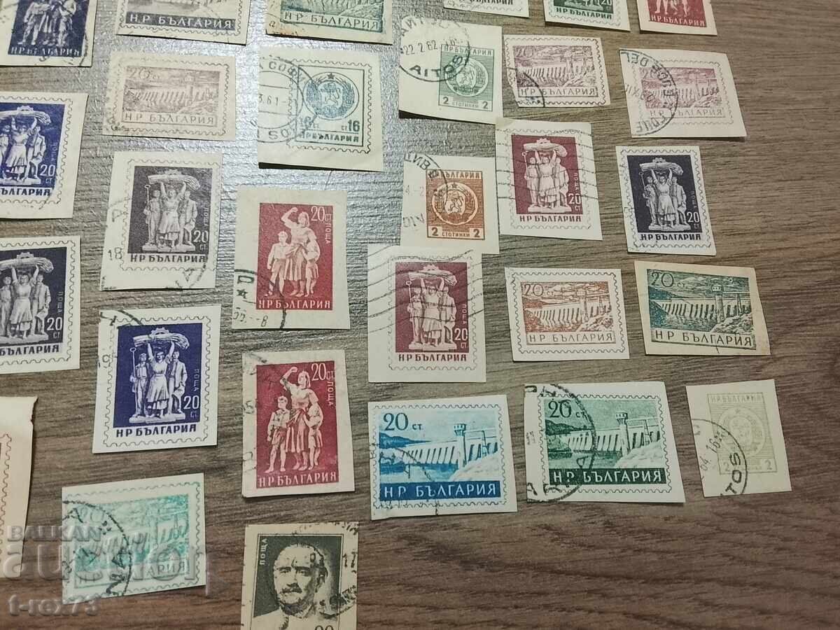 Tăieturi din plicuri - mărci? cu preț € 0.40 | 0.78 BGN