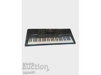 Yamaha PSR-E463 Synthesizer with touch response for sale