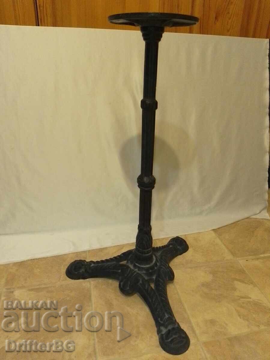 Bază masivă din fontă pentru masă (9–10 kg) – Stil retro