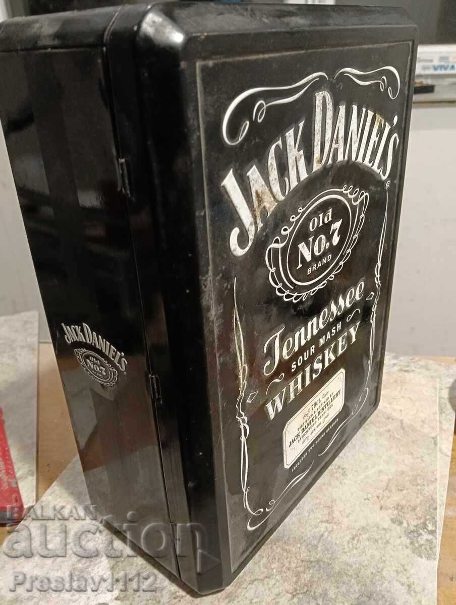 Cutie metalică Jack Daniel's cu preț € 0.01 | 0.02 BGN