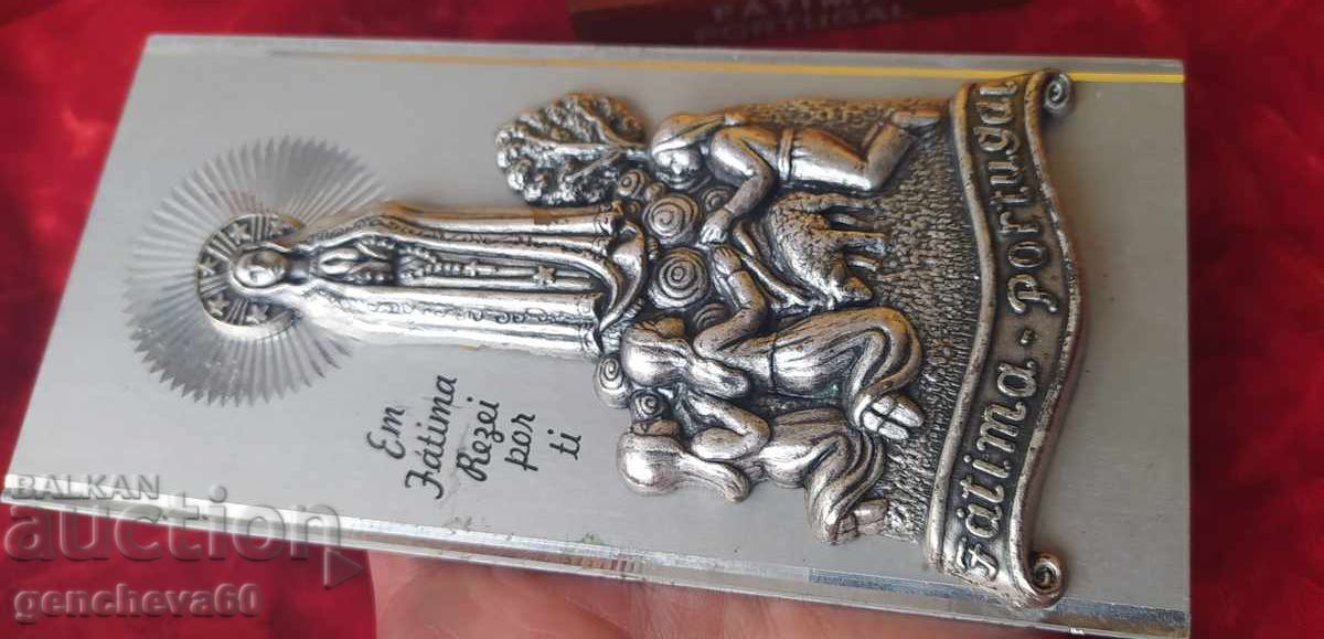 Посребрена плоча на Дева Мария от Фатима с цена € 21.00 | 41.07 лв.