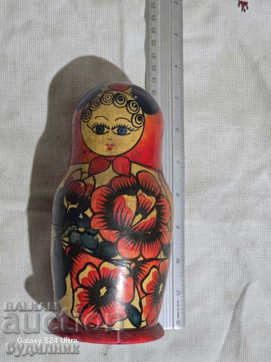 Δημοπρασία Τεράστια παλιά ρωσική ματριόσκα 50 ετών. Με 12 νομίσματα