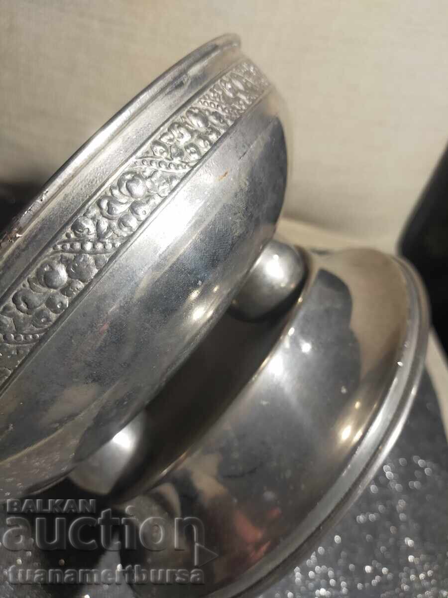 Licitație bol decorativ din metal