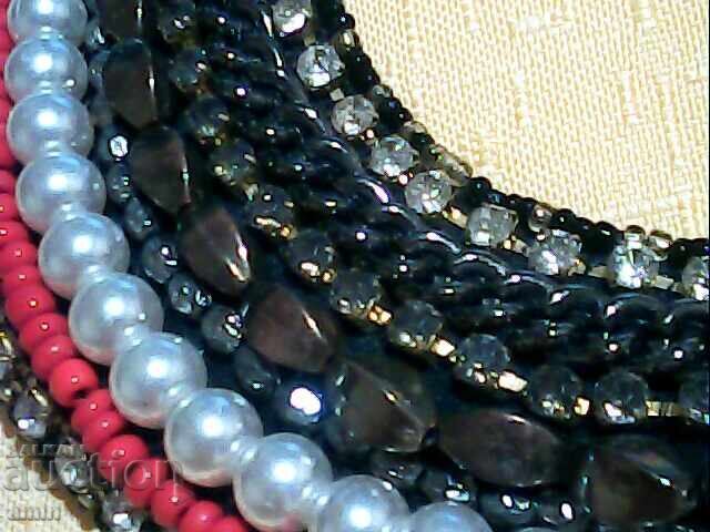 Colier pentru costum național cu preț € 6.00 | 11.73 BGN