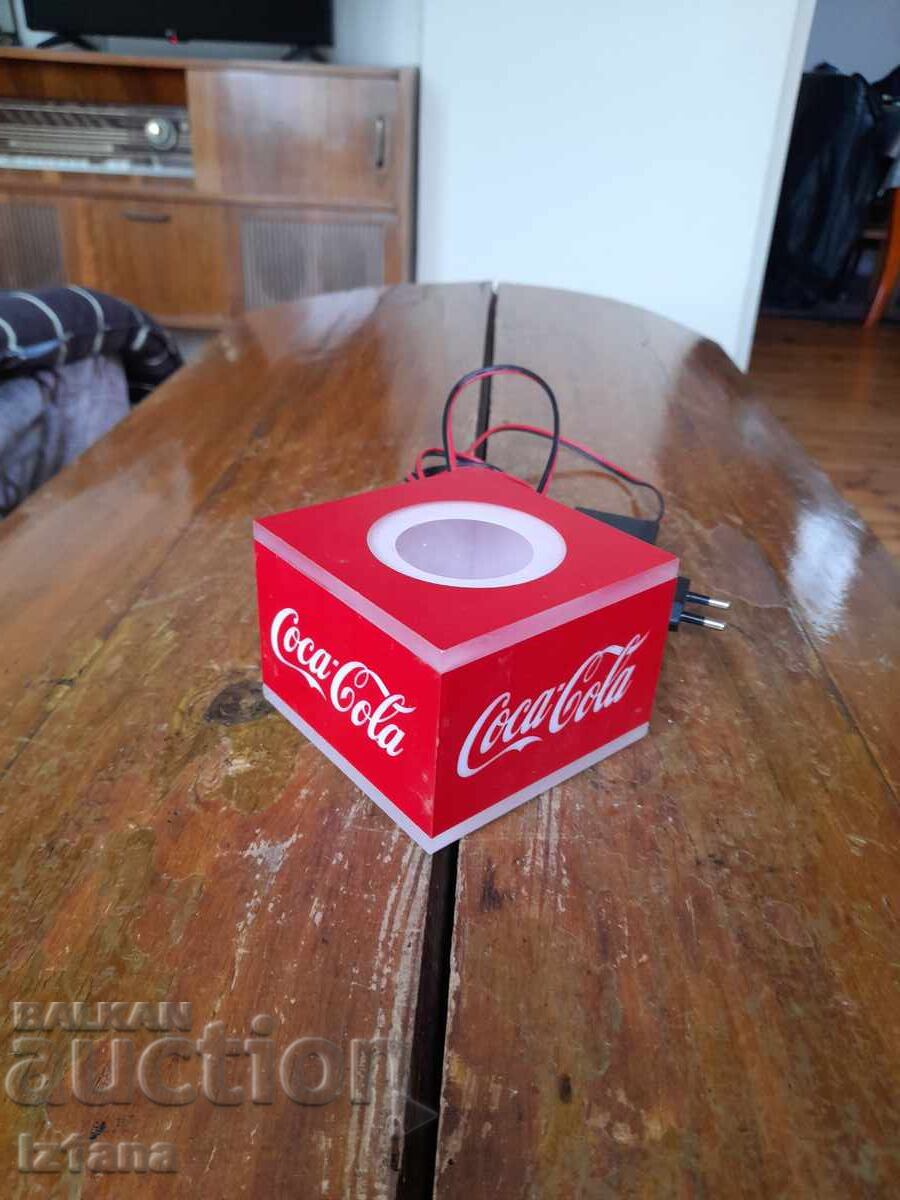 Λάμπα Coca Cola, Coca Cola