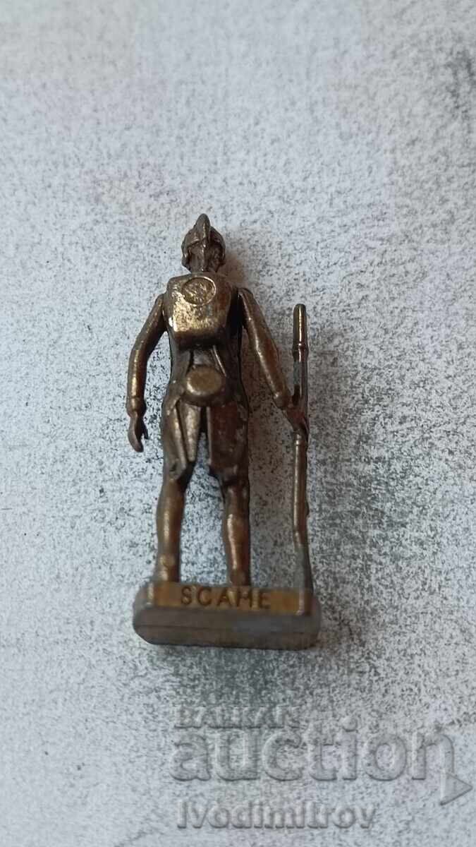 Figurină metalică din ou de ciocolată F - 1780 - 1 cu preț € 5.46 | 10.68 BGN