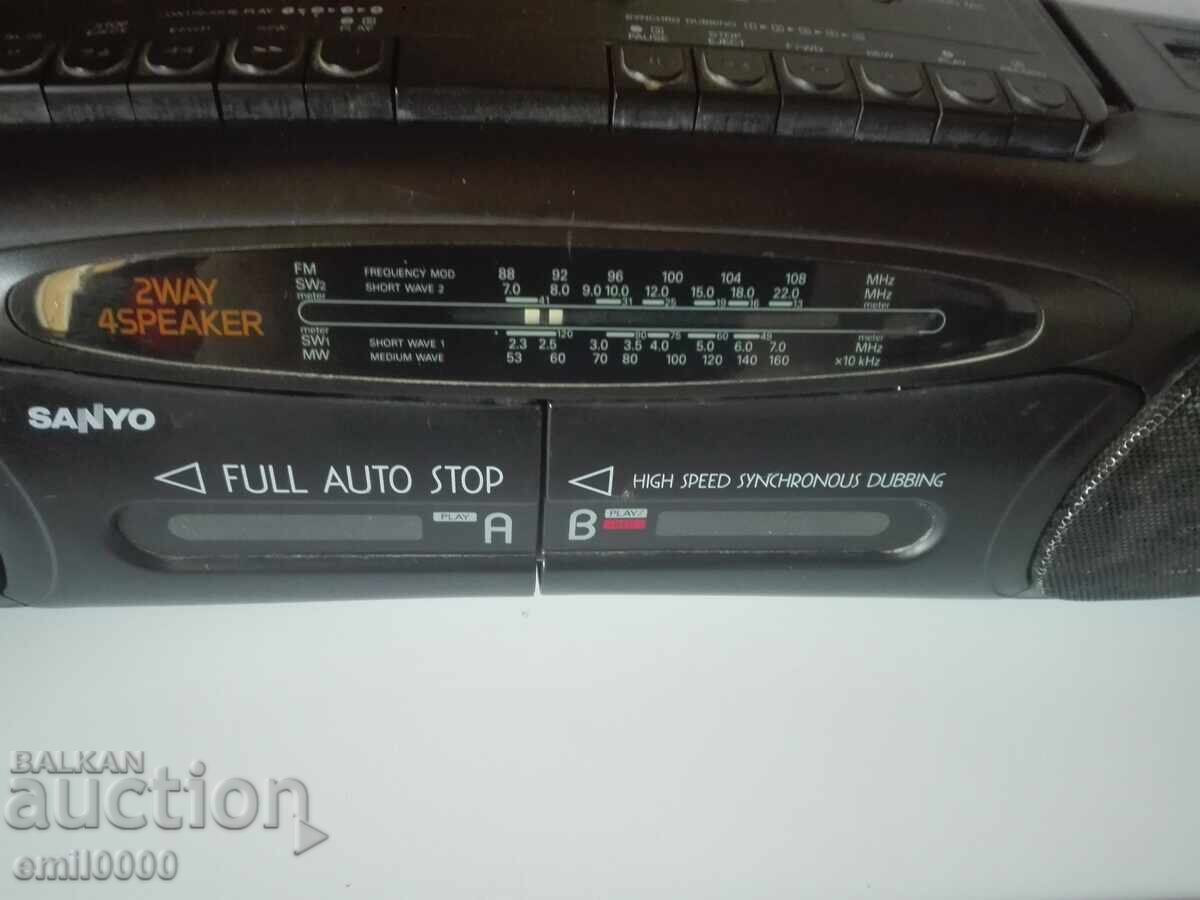 Аукцион Радиокасетофон SANYO. Аукцион Радиокасетофон SANYO.