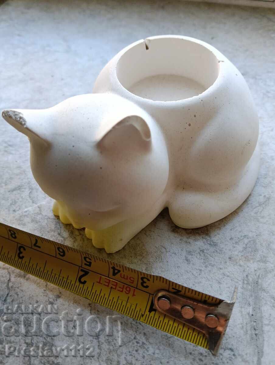 Аукцион Гипсова котка Свещник