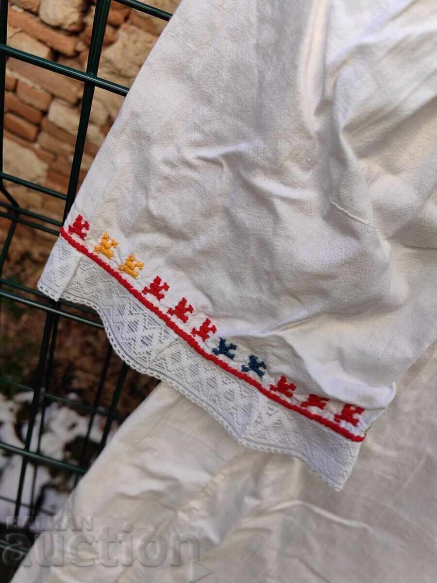 CĂMAȘĂ FEMEIE, COSTUM POPULAR, BRODERIE BOGATĂ, DANTELĂ - 6
