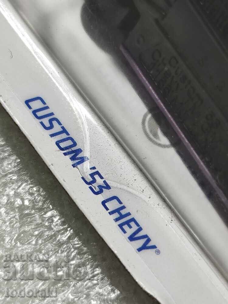 Hot Wheels Treasure Hunt TH Custom 53 Chevy 1:64 cu preț € 10.00 | 19.56 BGN