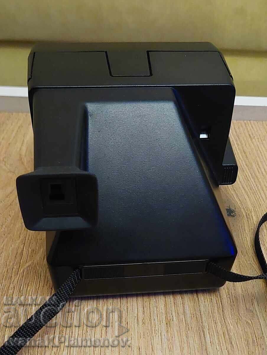 Доставка на Фотоапарат POLAROID за ценители