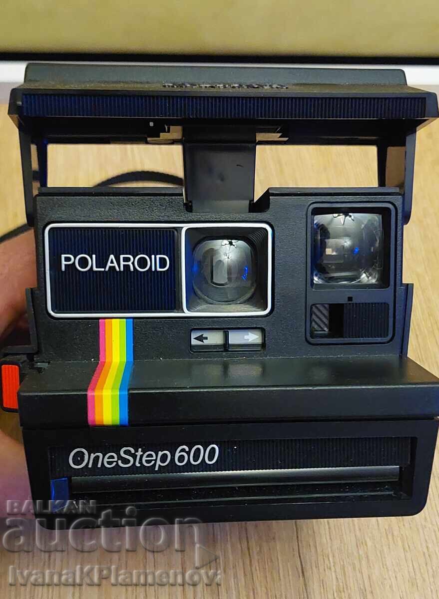 Aparat foto POLAROID pentru cunoscători