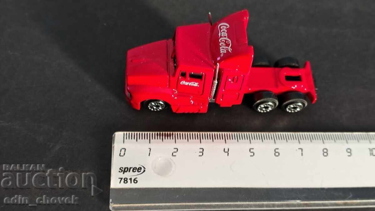 Coca-Cola collectible toy truck - 6