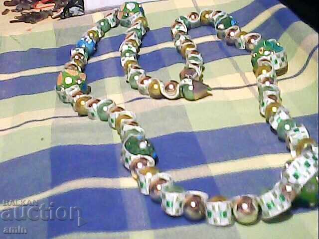 Όμορφο κολιέ με μαργαριτάρια Όμορφο κολιέ με μαργαριτάρια