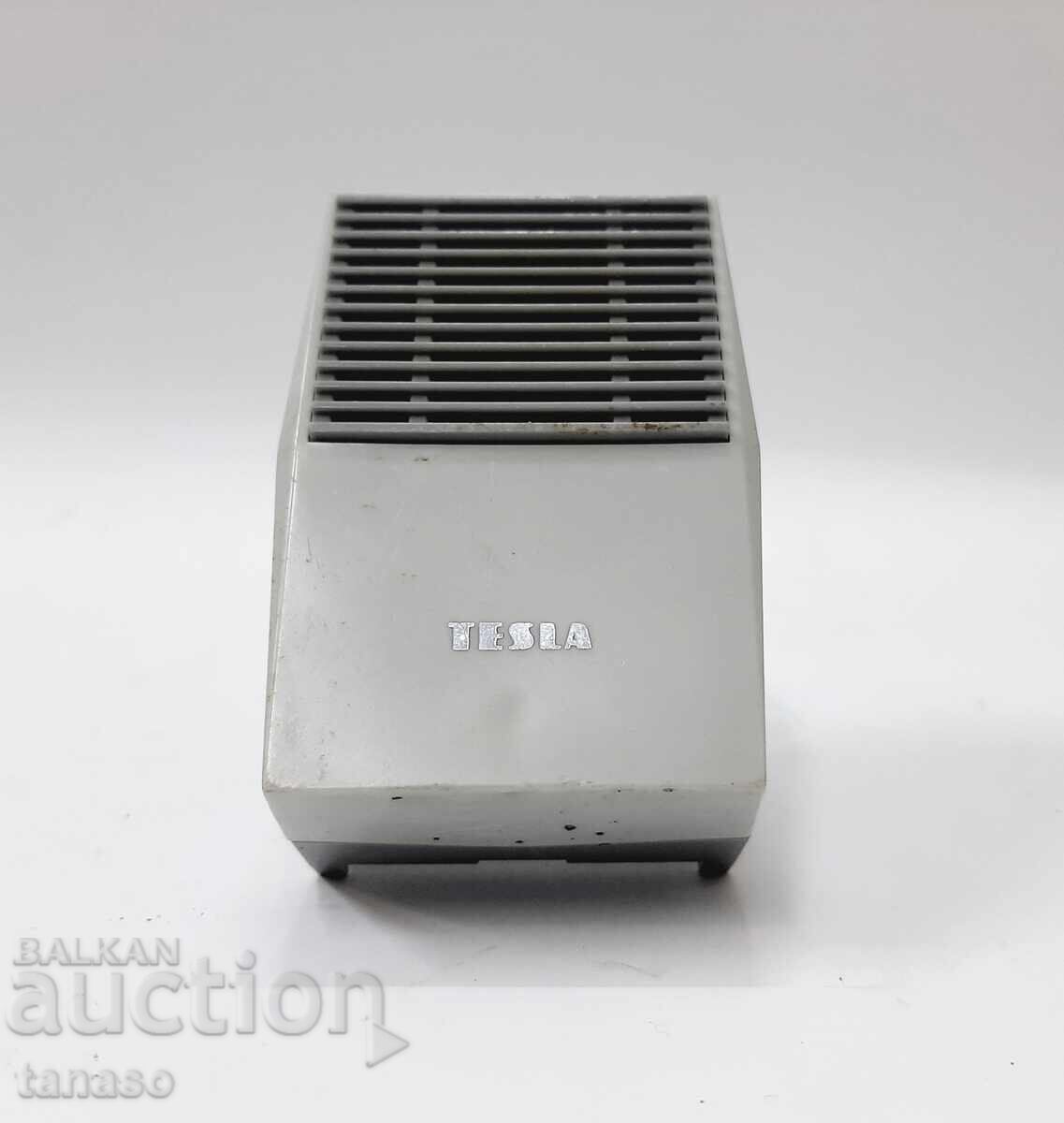 ВИНТИДЖ МИКРОФОН TESLA AMD 106 ОТ 60-ТЕ ГОДИНИ (13.3)