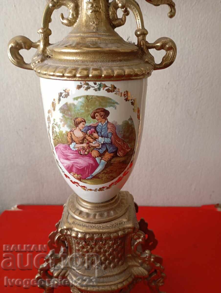 Sfeșnic baroc cu preț € 85.00 | 166.25 BGN