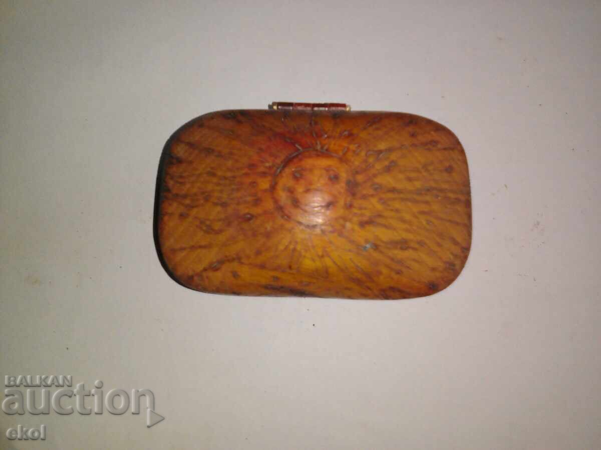 Войнишко  творчество с цена € 26.00 | 50.85 лв.