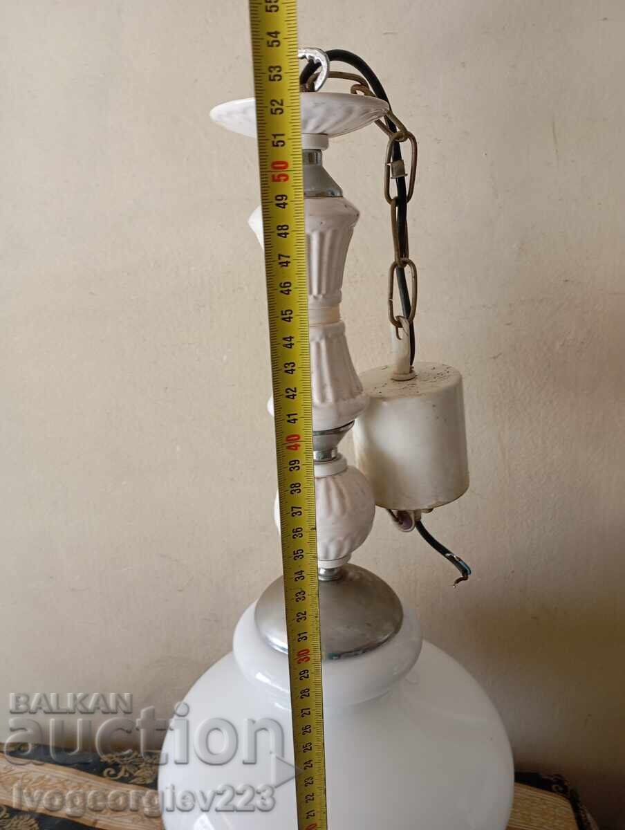 Candelabru vintage cu preț € 23.00 | 44.98 BGN