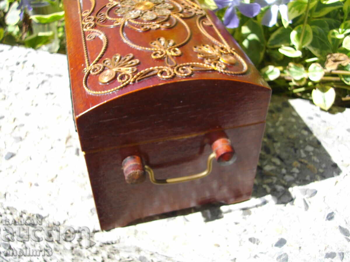 СТАРА МУЗИКАЛНА КУТИЯ КОВЧЕЖЕ ЗА БИЖУТА СССР - 5