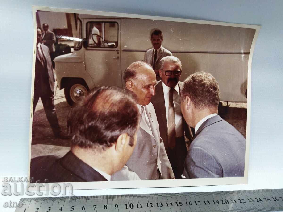 1980 g. ΤΟΝΤΟΡ ΖΙΒΚΟΦ ΣΤΗΝ ΕΚΘΕΣΗ ΤΗΣ ΦΙΛΙΠΠΟΥΠΟΛΗΣ