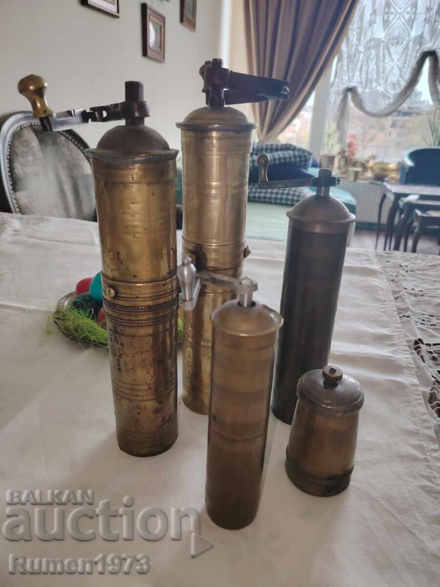 Colecție, râșnițe de cafea vechi din alamă