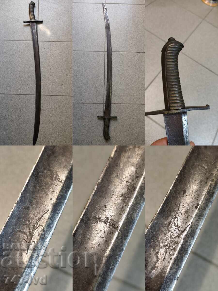 Колекция автентични хладни оръжия , щикове,сабя и др с цена € 450.00 | 880.12 лв.