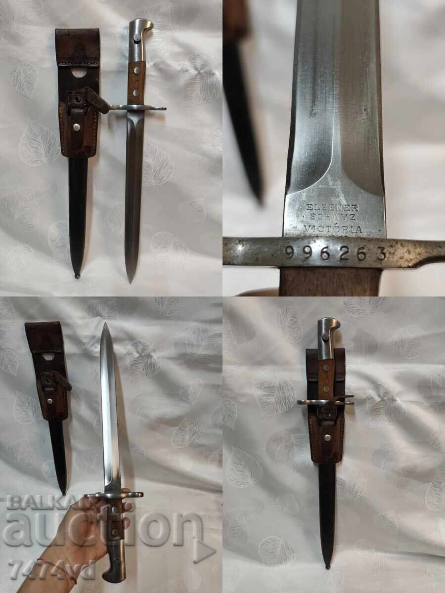 Колекция автентични хладни оръжия , щикове,сабя и др - 6