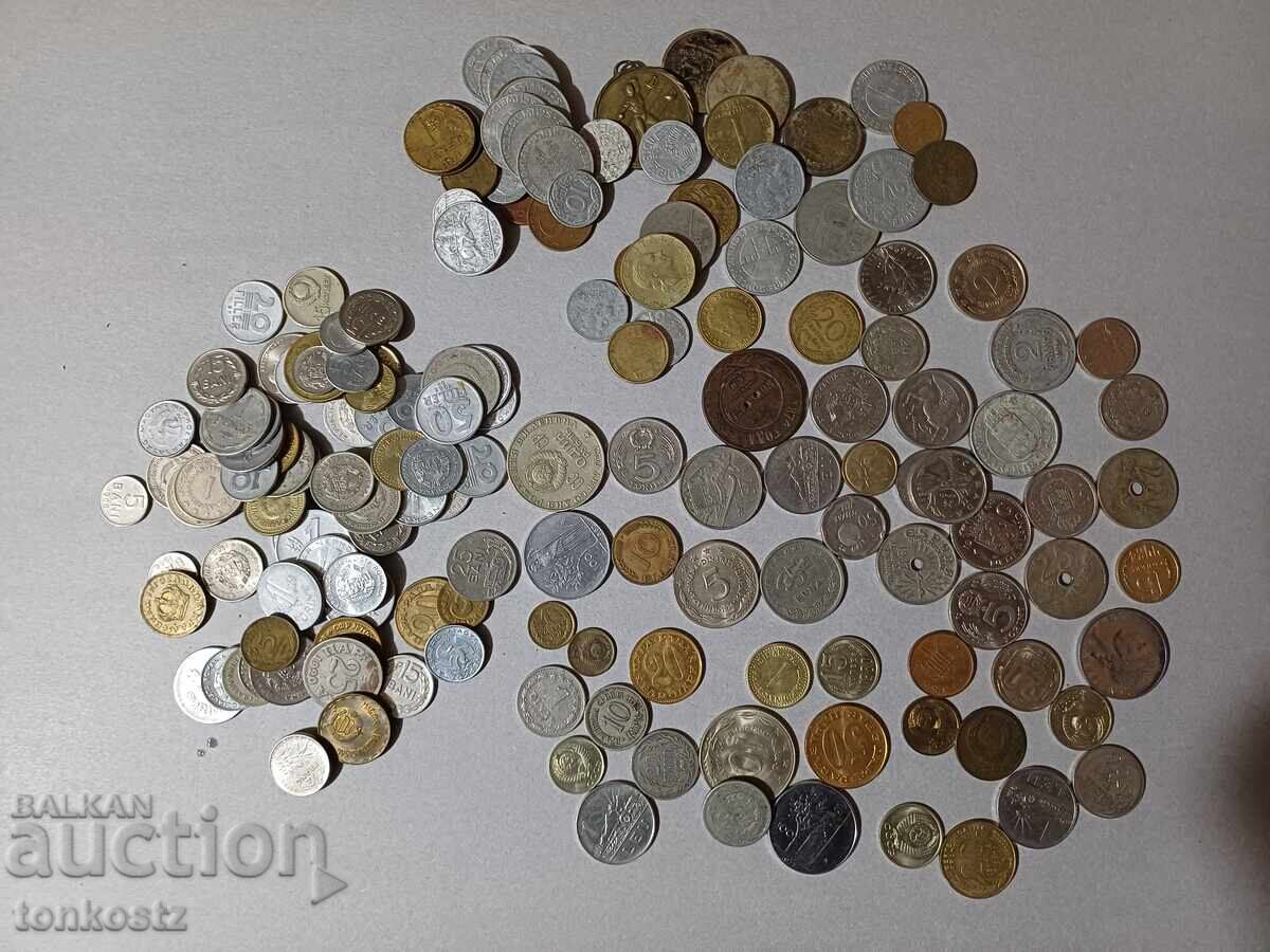 Чужди монети