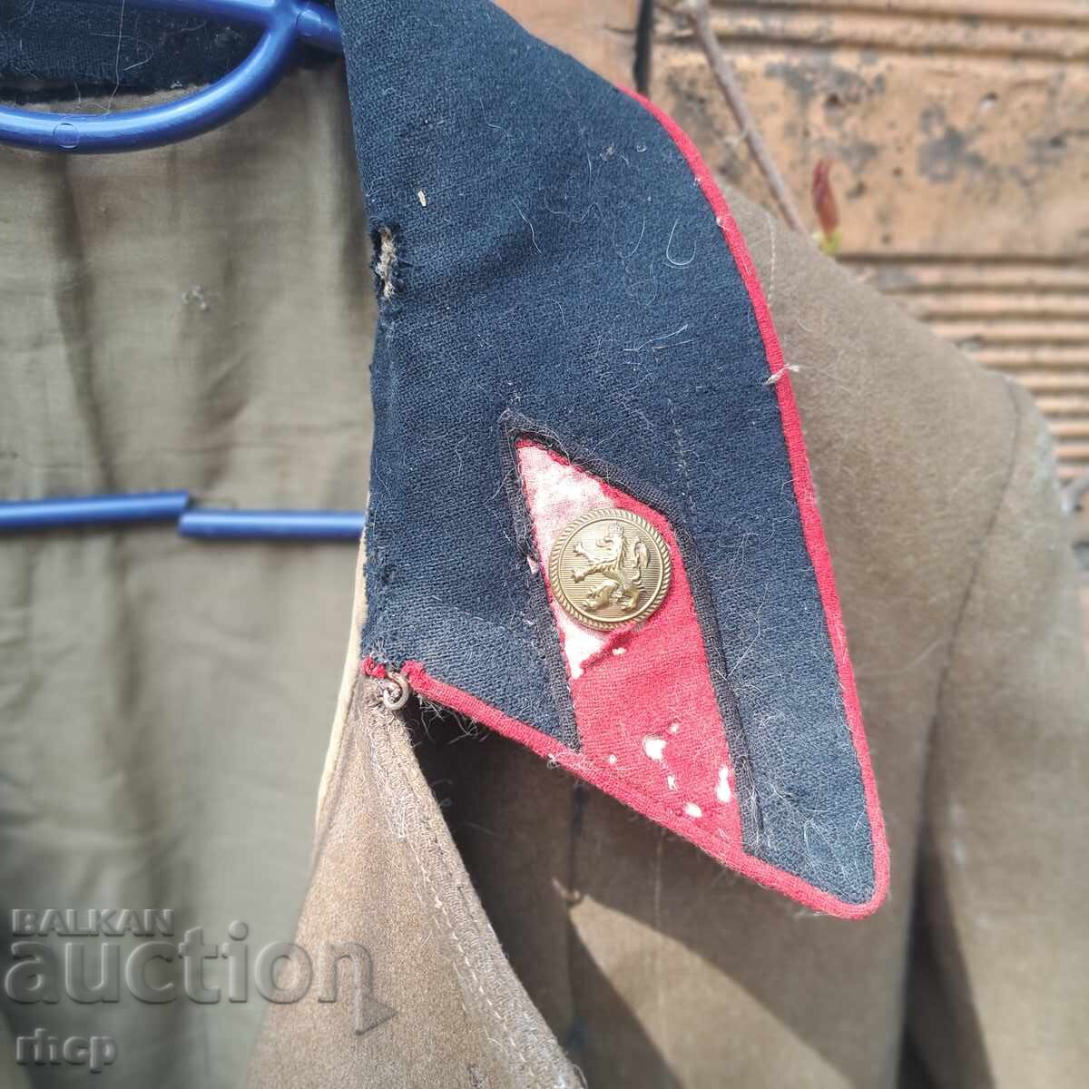 Mantou de ofițer țarist cu preț € 135.00 | 264.04 BGN