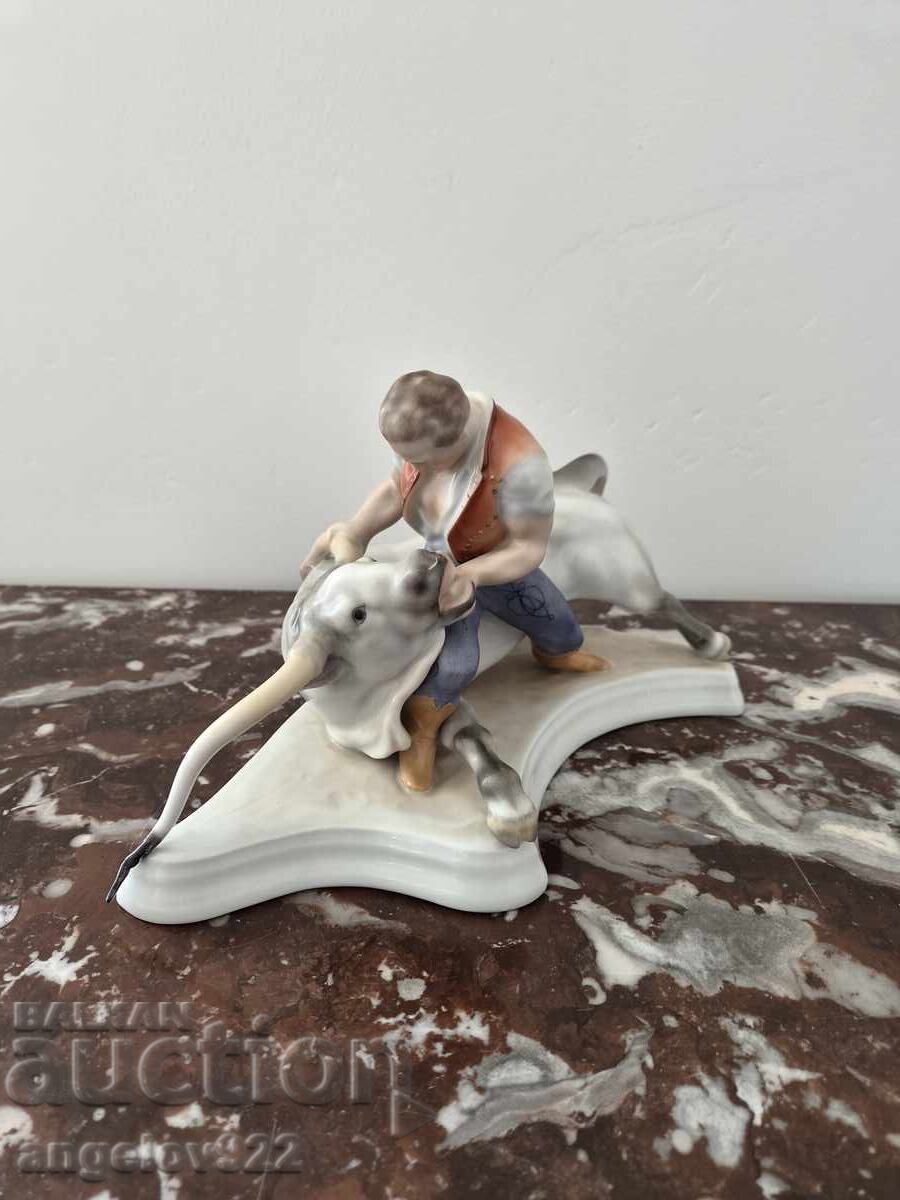 Унгарска порцеланова фигура статуетка HEREND