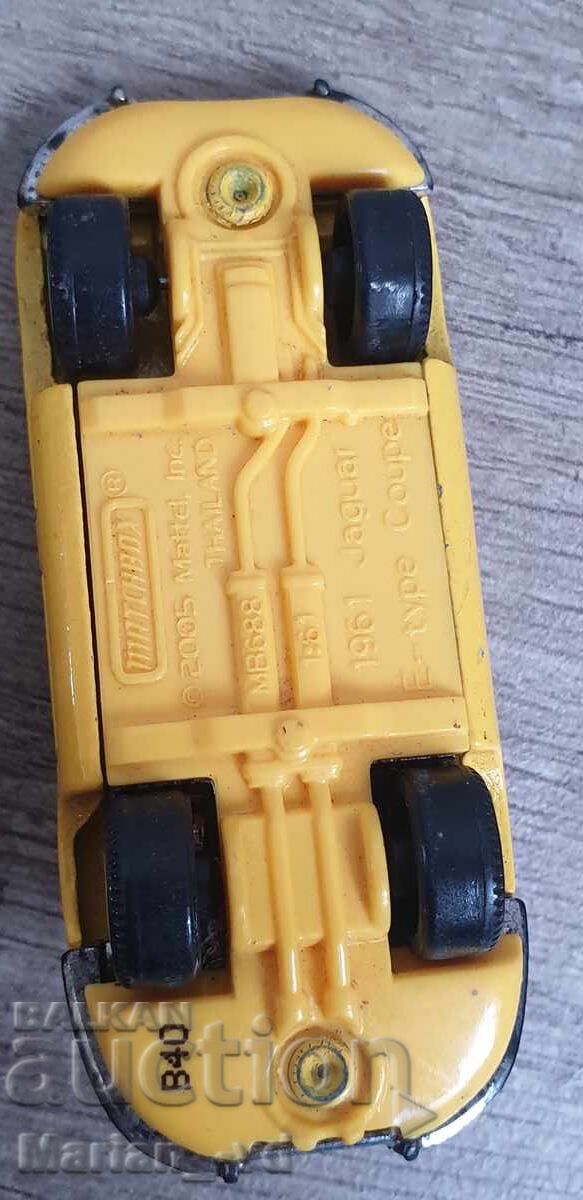 Două mașinuțe Jaguar, Matchbox, Germania - 7
