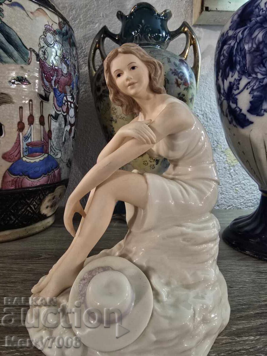 Figurină de colecție din porțelan „Rachel” – Regal Collection - 7 Figurină de colecție din porțelan „Rachel” – Regal Collection - 7