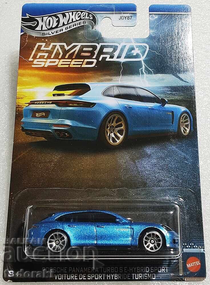 Hot Wheels Porsche Panamera Turbo S 1:64 Porsche Panamera Hot Wheels Porsche Panamera Turbo S 1:64 Porsche Panamera