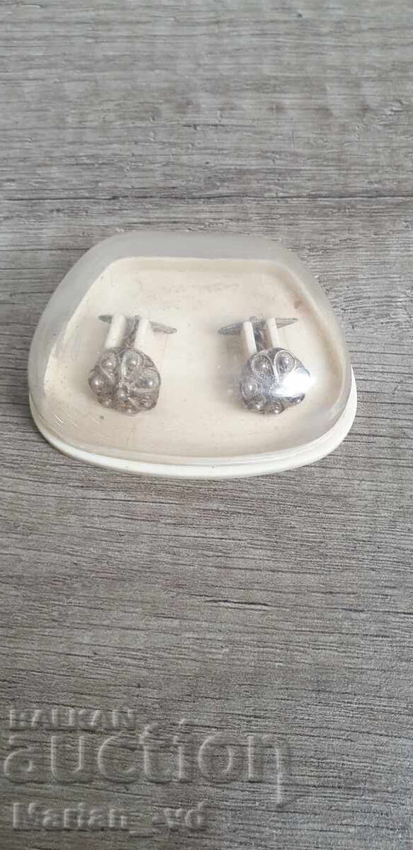 Стари сребърни филигранни бутонели, ръкавели с цена € 30.00 | 58.67 лв.