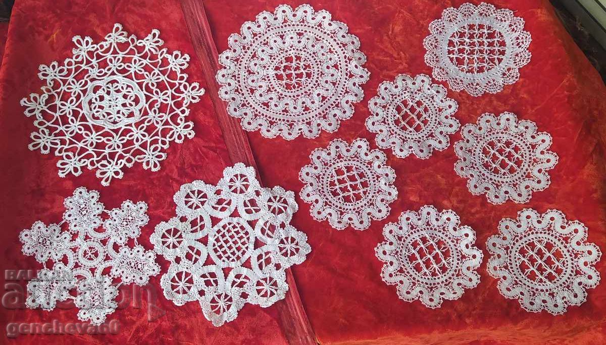 Mileuri lucrate manual/dantelă cu ac