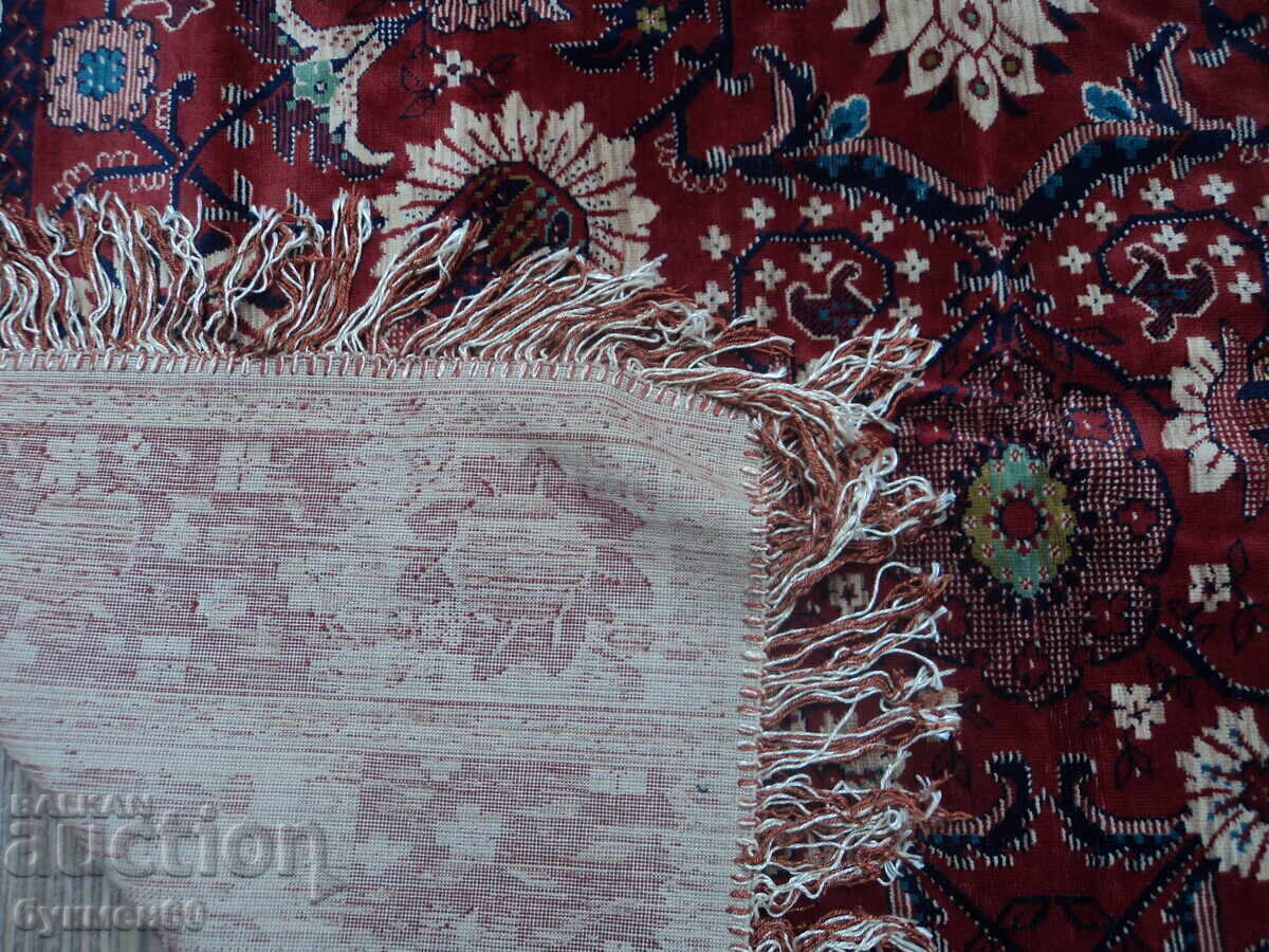 Plush tablecloth - 5