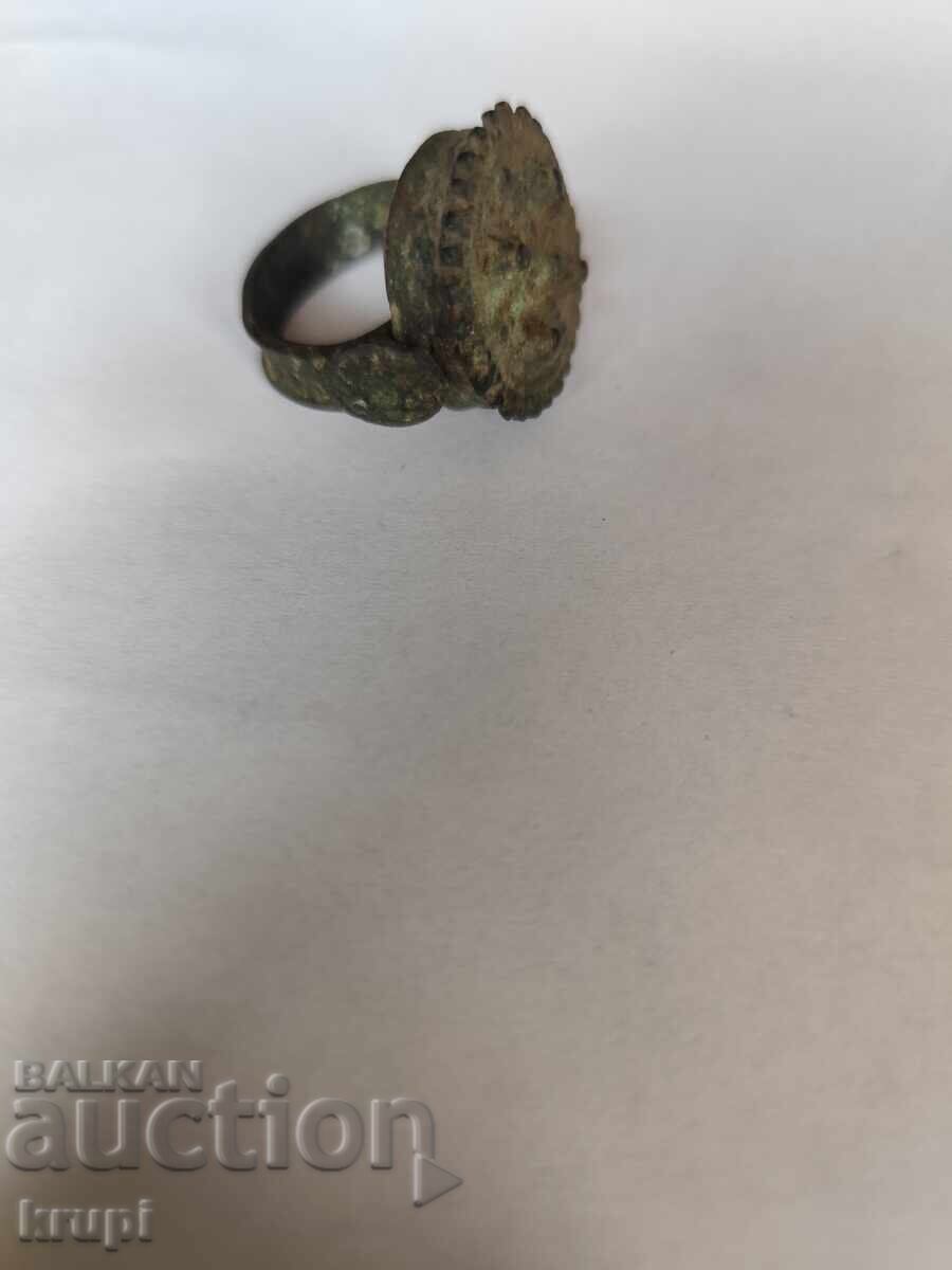 Δημοπρασία Δαχτυλίδι των Βογιάρων