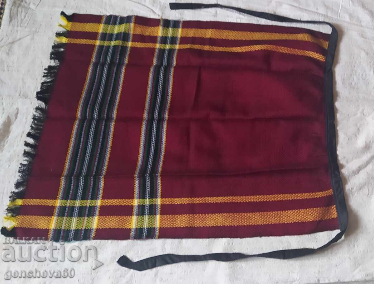 Livrarea Șorț autentic pentru costum popular