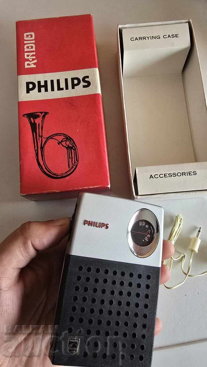 Παλαιό ραδιόφωνο, τρανζίστορ PHILIPS με τιμή € 1.50 | 2.93 BGN