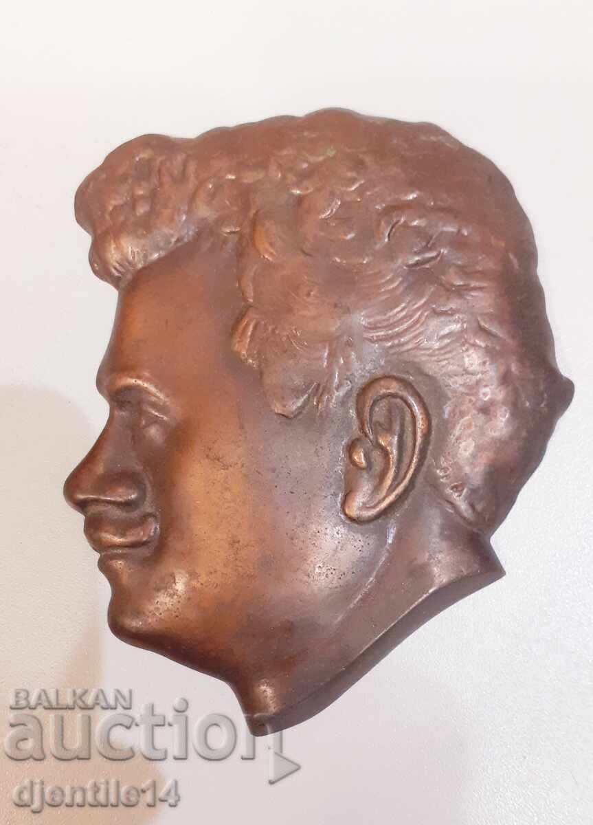 Πλαστική χειρουργική Αλεξάνταρ Stamboliĭski