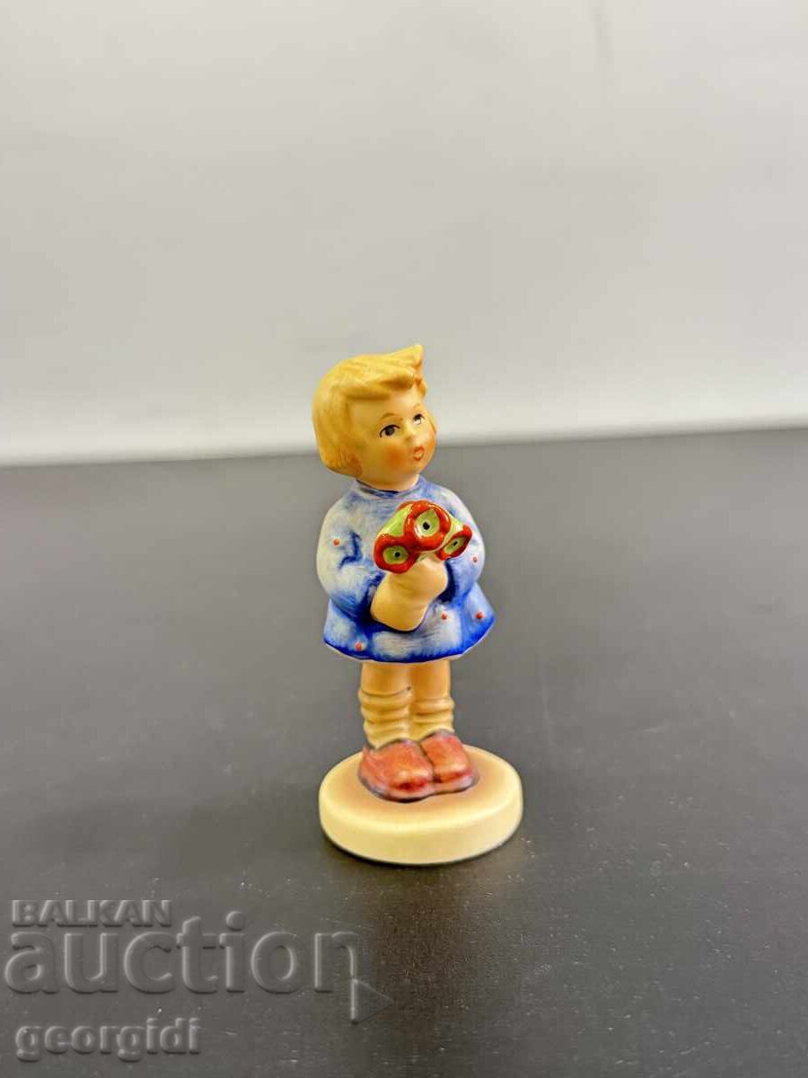 Figurină din porțelan - Goebel Hummel. Nr. 8090