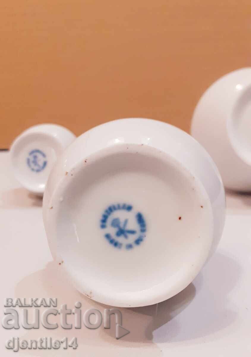 Auction  Three porcelain vases Bulgaria